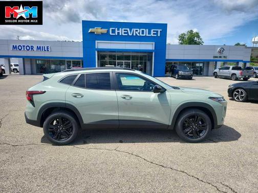 Cacti Green 2026 Chevrolet Trax FWD ACTIV