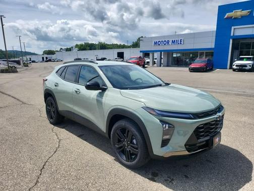 Cacti Green 2026 Chevrolet Trax FWD ACTIV