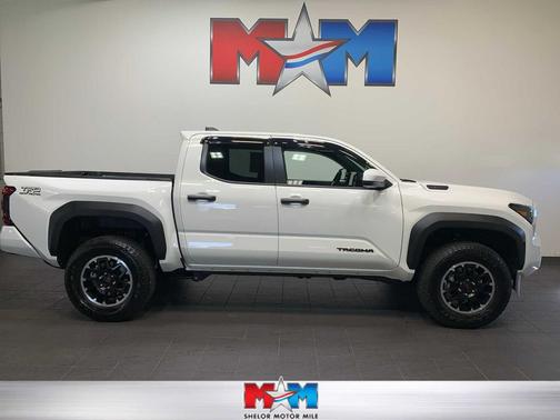 2025 Toyota Tacoma TRD Off Road