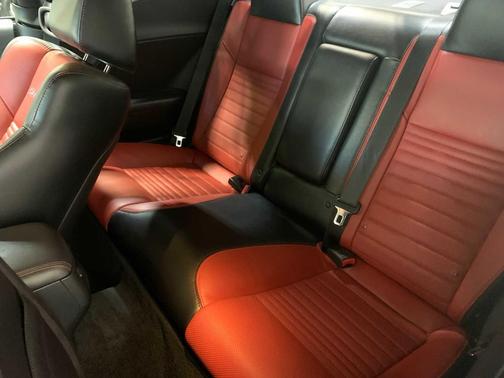 2015 Dodge Challenger R/T Scat Pack