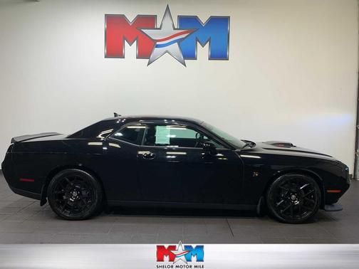 2015 Dodge Challenger R/T Scat Pack