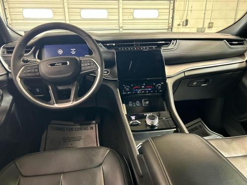 Velvet Red Pearlcoat 2025 Jeep Grand Cherokee Limited