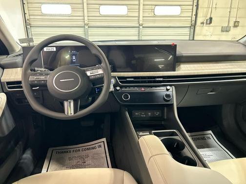 Abyss Black 2026 Hyundai SONATA Hybrid Base