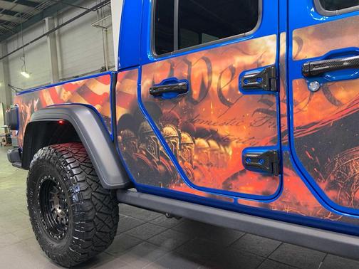 Hydro Blue Pearlcoat 2022 Jeep Gladiator Rubicon