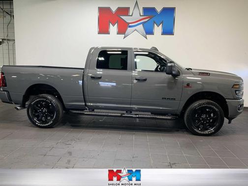 2025 RAM 2500 Big Horn Crew Cab 4x4 6'4' Box