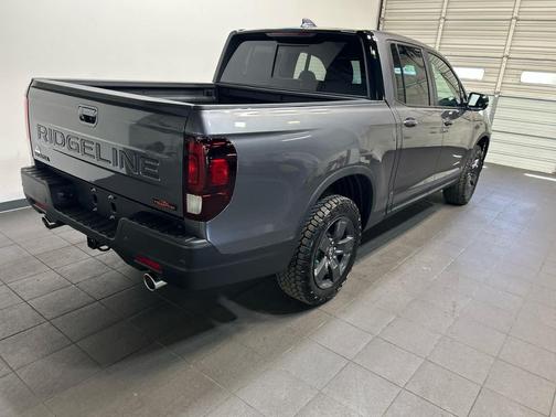 Modern Steel Metallic 2026 Honda Ridgeline TrailSport