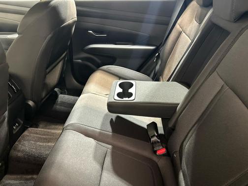 Ash Black 2026 Hyundai TUCSON Hybrid Blue SE