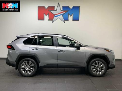 2025 Toyota RAV4 XLE Premium