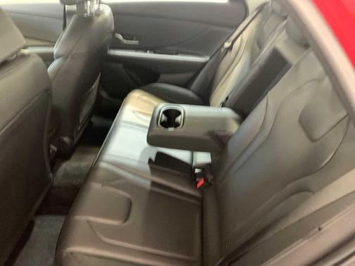 2025 Hyundai ELANTRA HEV Limited