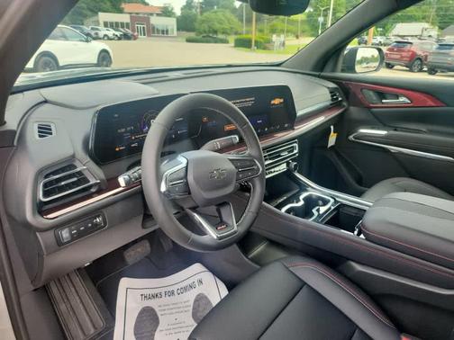 Sterling Gray Metallic 2026 Chevrolet Traverse AWD Z71