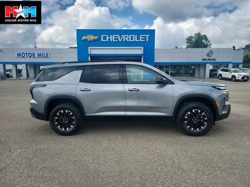 Sterling Gray Metallic 2026 Chevrolet Traverse AWD Z71