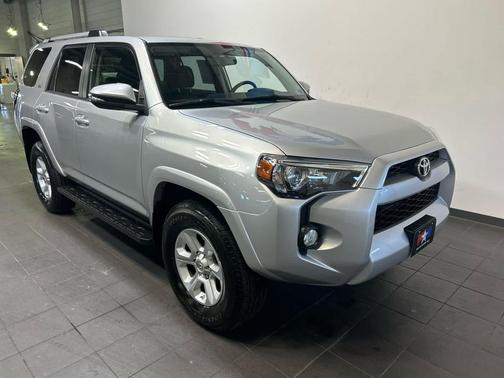 Classic Silver Metallic 2019 Toyota 4Runner SR5 Premium