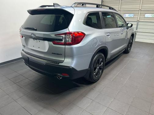 Ice Silver Metallic 2026 Subaru Ascent Premium 7-Passenger