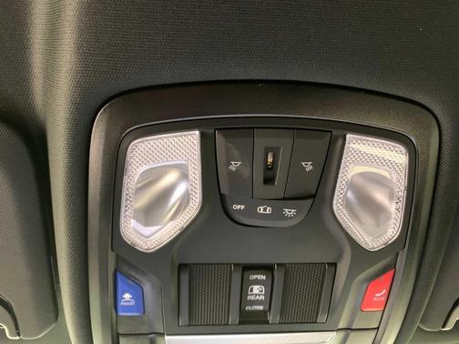 2026 RAM 2500 Tradesman Crew Cab 4x4 6'4' Box