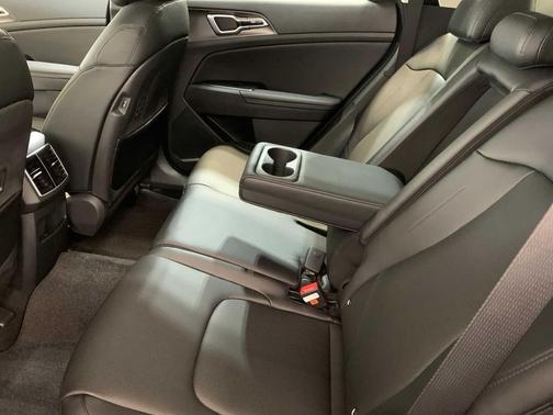 Wolf Gray 2026 Kia Sportage EX