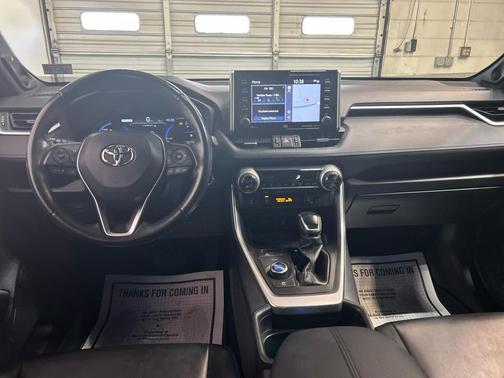 Blizzard Pearl w/Midnight Black Roof 2020 Toyota RAV4 Hybrid SE