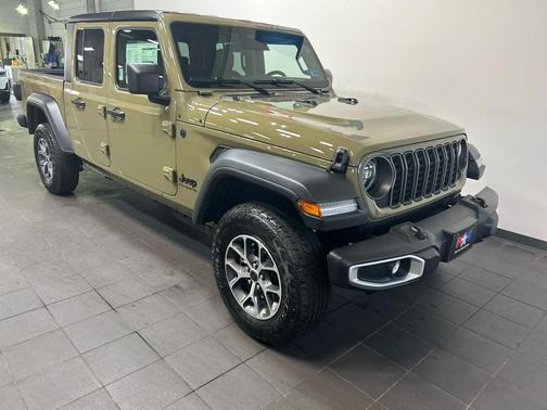41 2026 Jeep Gladiator Sport S