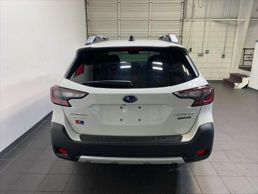 2025 Subaru Outback Touring