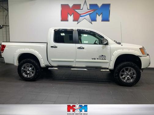 2014 Nissan Titan SL