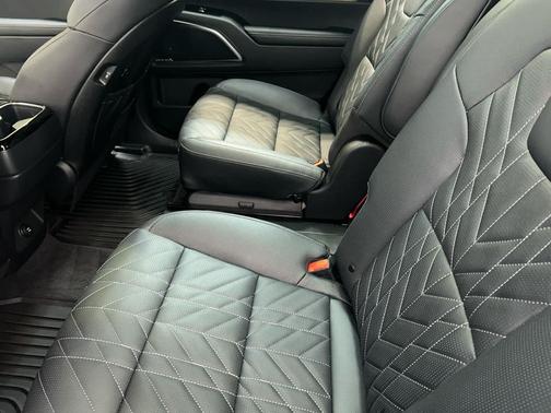 Glacial White Pearl 2025 Kia Telluride SX X-Line