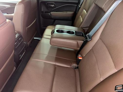 Modern Steel Metallic 2026 Honda Ridgeline RTL
