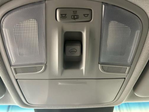 Ultra Black 2020 Hyundai KONA SEL Plus