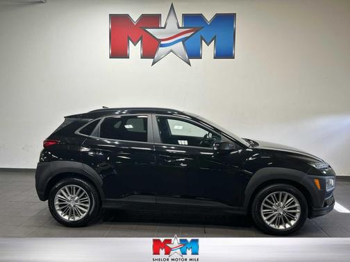 Ultra Black 2020 Hyundai KONA SEL Plus