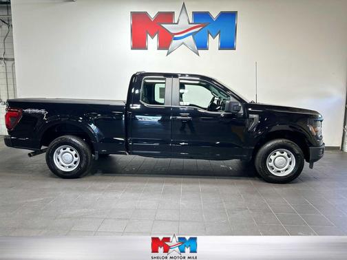 Agate Black Metallic 2024 Ford F-150 XL