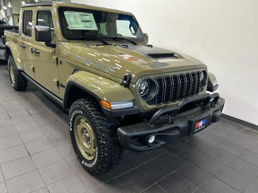PJ5 41 2026 Jeep Gladiator Sport