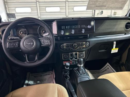 PJ5 41 2026 Jeep Gladiator Sport