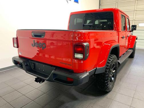 2025 Jeep Gladiator High Tide
