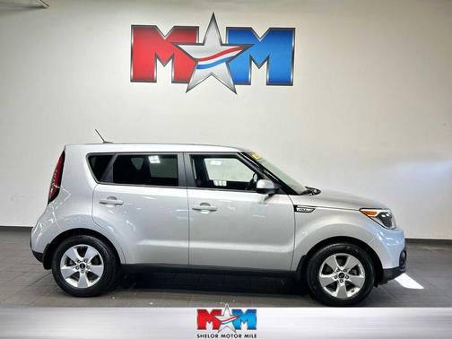 Bright Silver 2018 Kia Soul Base