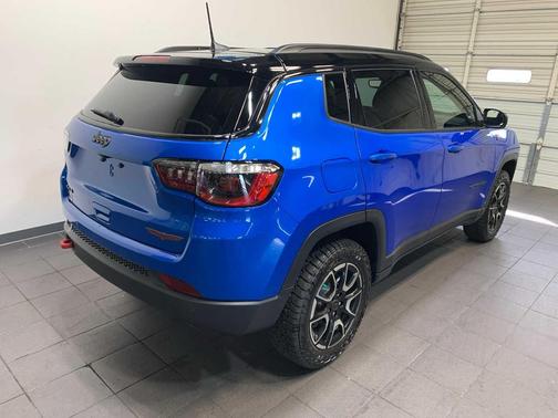 2026 Jeep Compass Trailhawk