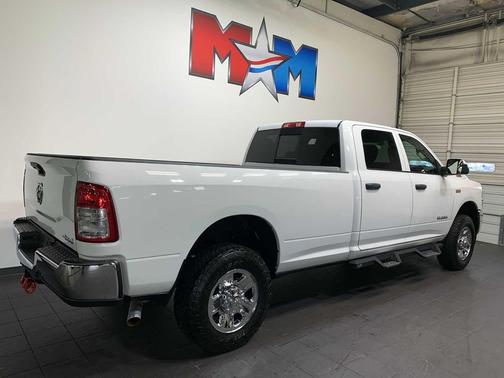 2019 RAM 3500 Tradesman Crew Cab 4x4 8' Box