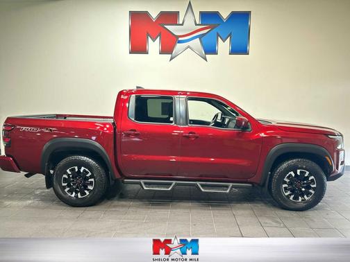 Cardinal Red Metallic Tricoat 2023 Nissan Frontier PRO-4X