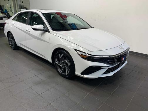 Serenity White 2026 Hyundai ELANTRA Limited