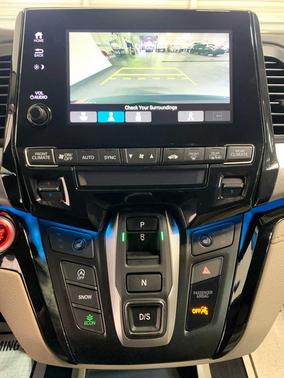 Deep Scarlet Pearl 2021 Honda Odyssey Touring