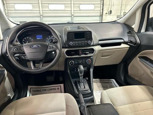 WHITE 2018 Ford EcoSport S
