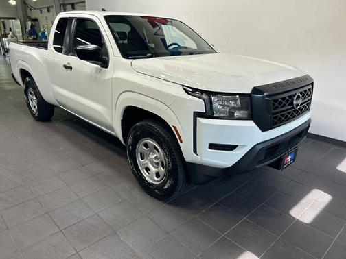 Glacier White 2022 Nissan Frontier S