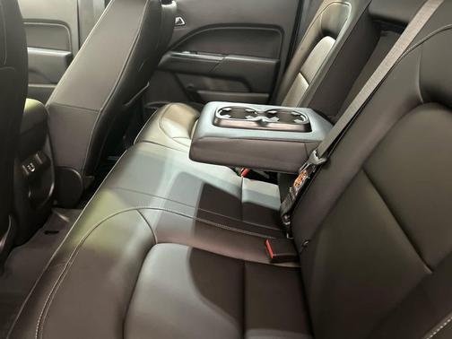 Summit White 2021 Chevrolet Colorado ZR2