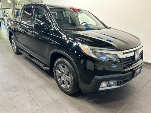 Crystal Black Pearl 2020 Honda Ridgeline RTL-E