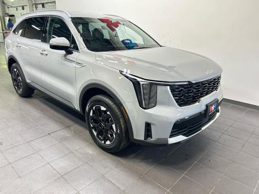 Wolf Gray 2026 Kia Sorento S