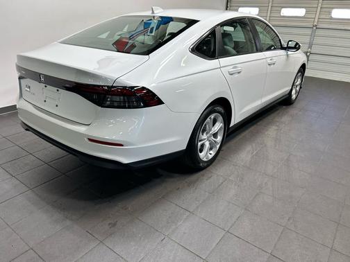 Platinum White Pearl 2026 Honda Accord LX 1.5T