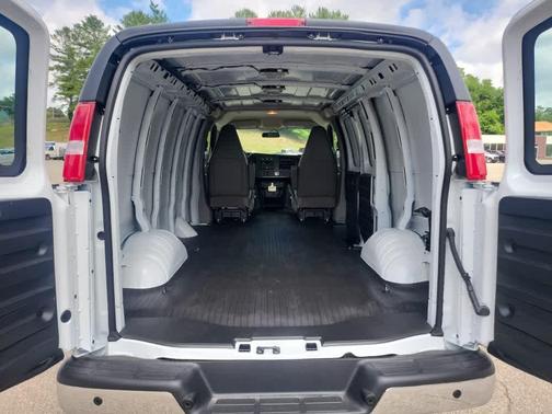 Summit White 2026 Chevrolet Express 2500 LT