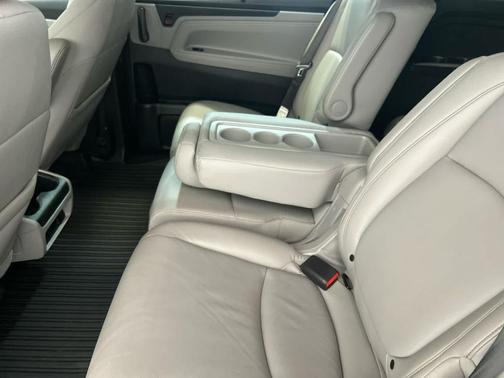 Lunar Silver Metallic 2023 Honda Odyssey EX-L