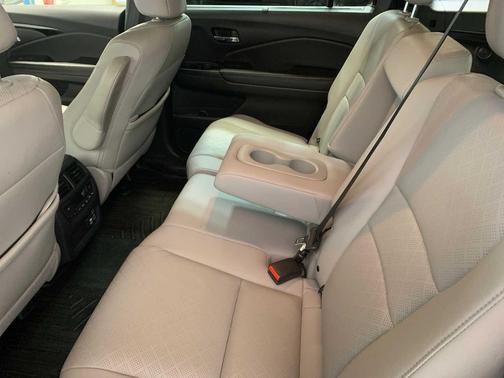 2020 Honda Passport AWD Touring