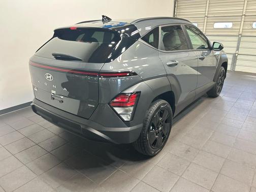 Ecotronic Gray Pearl 2026 Hyundai KONA SEL Sport