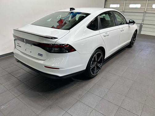 Platinum White Pearl 2026 Honda Accord Hybrid Sport