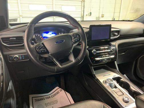 2022 Ford Explorer ST-Line