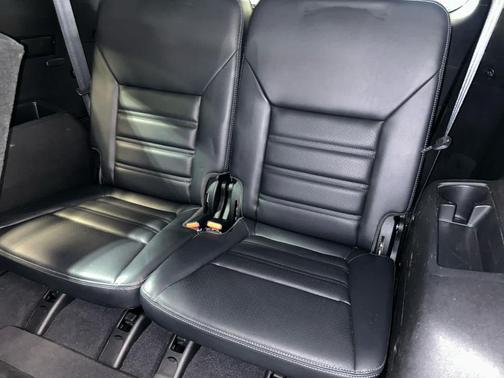 Titanium Silver 2017 Kia Sorento EX